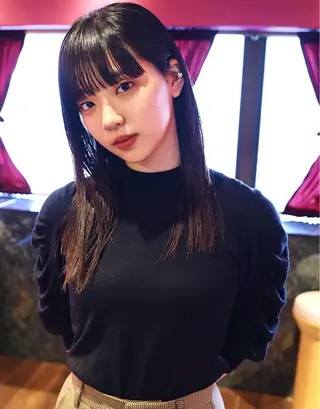 セミロング カラー パーマ ヘアアレンジ トレンドヘア🩶 艶髪🩶yoshiのヘアスタイル