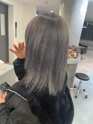 セミロング ♡似合わせハイトーン ♡maiのヘアスタイル