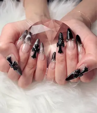 ネイル rino  nail所属・坂 しおのネイルデザイン