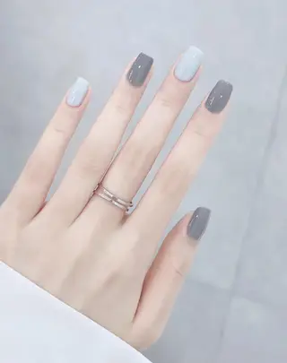 ネイル RAFFINE haru🦋🩵のネイルデザイン