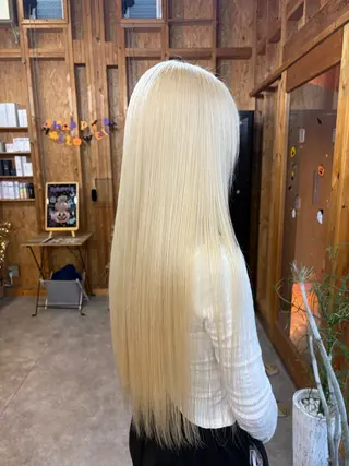 カラー まろみ暖色×ボブ ×chia🕯のヘアスタイル