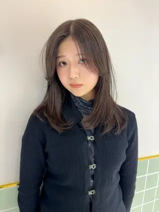 ミディアム カラー ヘアアレンジ 二ヶ月綺麗が続く デザイン/星野六三四のヘアスタイル