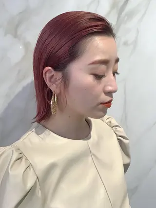 ショート カラー ブリーチ😼 ボブ✍️レイヤーのヘアスタイル