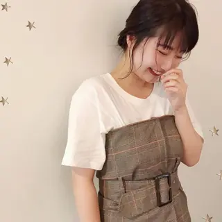 セミロング ヘアアレンジ 市川 千夏のヘアスタイル