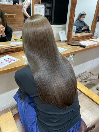 ロング コトミ【メンズ】 【曲がる縮毛矯正】のヘアスタイル