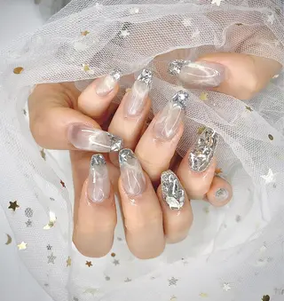 ネイル I-nailロング /ワンホン/キラキラのネイルデザイン