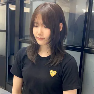 ミディアム カラー 前川 朋香のヘアスタイル