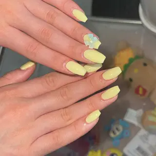 ネイル Sarina ⋆⭒˚ mavieのネイルデザイン