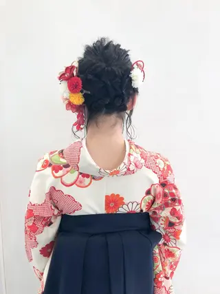 ミディアム ヘアアレンジ 秋野 睦実のヘアスタイル