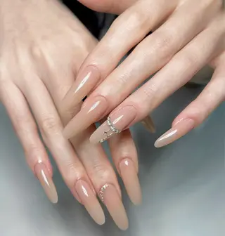 ネイル 里奈 Nailのネイルデザイン