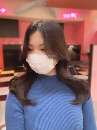 セミロング カラー YUZU🎀顔まわり ×レイヤーカットのヘアスタイル