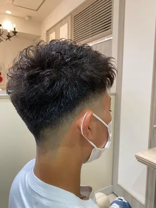 パーマ メンズ 似合う髪型が 分からない方へのヘアスタイル