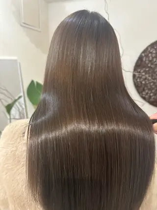 ロング カラー putri 副店長 岸本　拓真のヘアスタイル