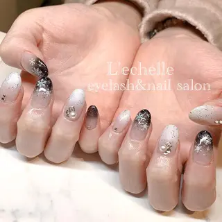 ミディアム .. momoko🕊のネイルデザイン