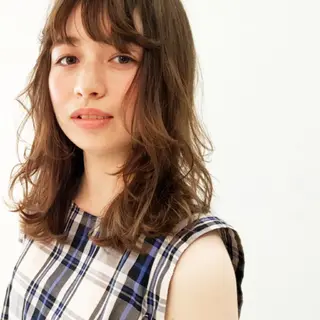 セミロング カラー レイヤーカット/ ウルフカット/大橋 のヘアスタイル