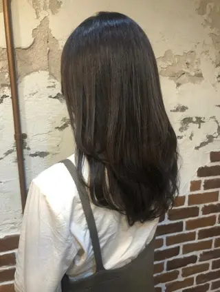 ロング ✨色持ちの良い艶 カラー✨蟹江真世のヘアスタイル