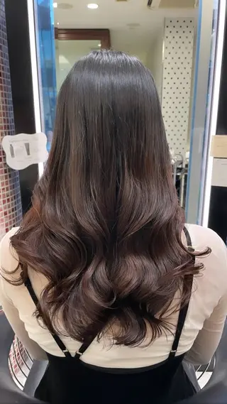 ロング コテ巻きパーマ 藤野佑成のヘアスタイル