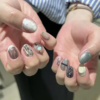 ネイル パラあり！フィルイン 美フォルムのネイルデザイン