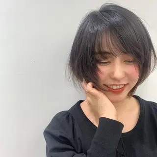 ミディアム 韓国風🇰🇷うる艶 レイヤー/海青🫧のヘアスタイル
