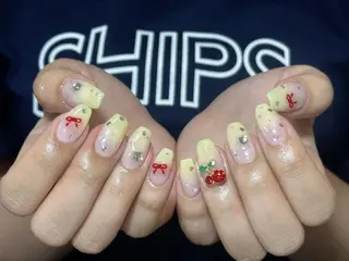 ネイル エリ🫧 nail池袋東口のネイルデザイン