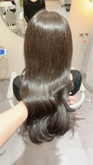 カラー 美髪✨艶髪✨髪質改善 カラー特化❣藤井陽奈のヘアスタイル