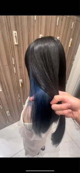 ロング カラー 【複雑履歴ブリーチ】 中村　玲仁のヘアスタイル