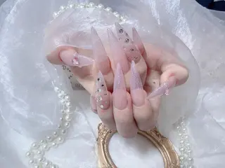 ネイル VIVIAN リサのネイルデザイン