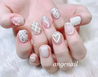 ネイル オーナーネイリスト MAKIのネイルデザイン