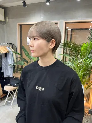 ショート カラー U-fuショート 伊藤拓海のヘアスタイル