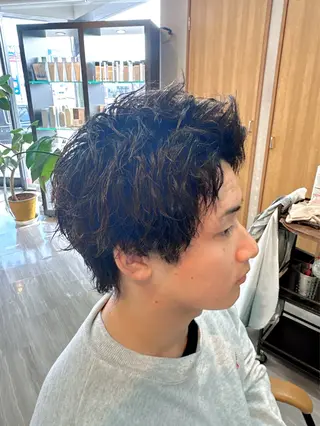パーマ メンズ arika オケシ　リョウダイのヘアスタイル
