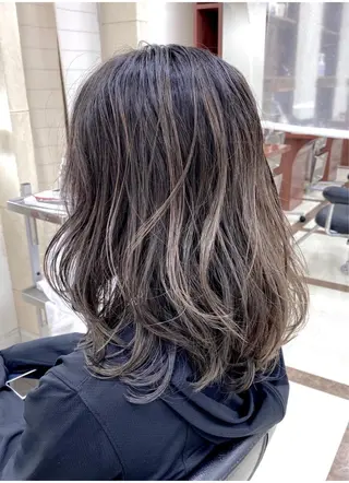 ミディアム カラー : ) SHIORIのヘアスタイル