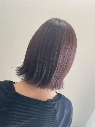 ミディアム 岡本 沙帆のヘアスタイル