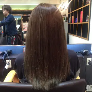 カラー 藤本 麻衣のヘアスタイル
