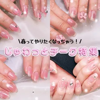 ネイル パーツたくさん🍓 SUMIのネイルデザイン