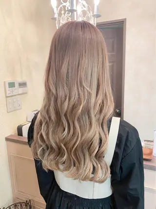 セミロング MagicMush ✴︎シールエクステのヘアスタイル