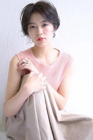 ショート YOKOI SHINJIのヘアスタイル
