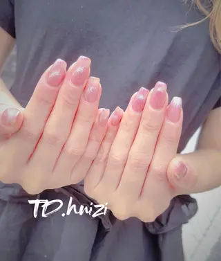 ミディアム めぐみのネイルサロン スタッフ練習のネイルデザイン