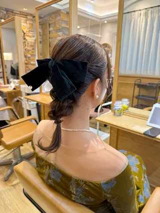 ヘアアレンジ ヘアメイク美容師 🦋サカモトレナ🦋のヘアスタイル