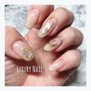 ネイル nail salon  aloalo所属・Nailist Ayaのネイルデザイン