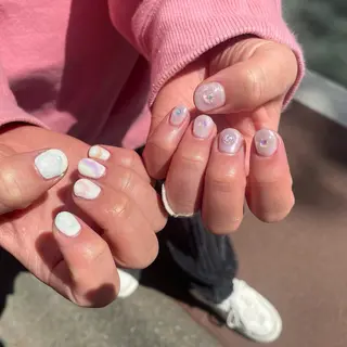 ネイル はばすみれ🎀ﾈｲﾙ 光ﾌｪｲｼｬﾙ ﾍｱのネイルデザイン