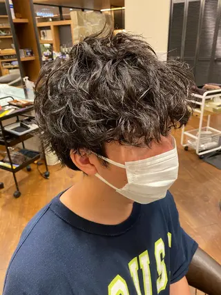 パーマ メンズ レイヤー/グレージュ メンズパーマのヘアスタイル