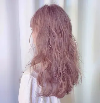 セミロング カラー Muミュー/ブリーチ ハイトーン　Wカラーのヘアスタイル