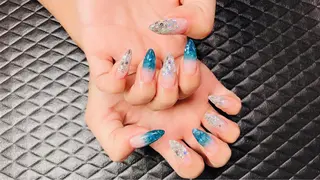 ネイル gorella Ａのネイルデザイン