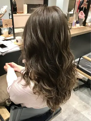 セミロング カラー ヘアアレンジ 似合わせレイヤー/ 美髪縮毛矯正/ミナエのヘアスタイル
