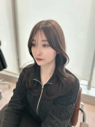 ロング 🌼大竹美侑／顔まわ りカット／レイヤーのヘアスタイル