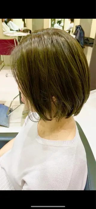 ショート カラー a. kentoのヘアスタイル