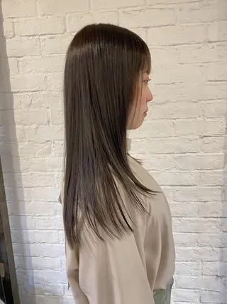 セミロング カラー 吉田 光佑のヘアスタイル