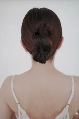 ロング ヘアアレンジ tukka soin KOBE所属・NAGI ヘアメイクのヘアスタイル