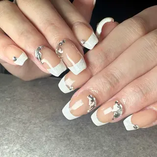 ネイル elu船橋 SAKURAのネイルデザイン