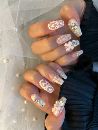 ネイル ✴︎ Delightのネイルデザイン